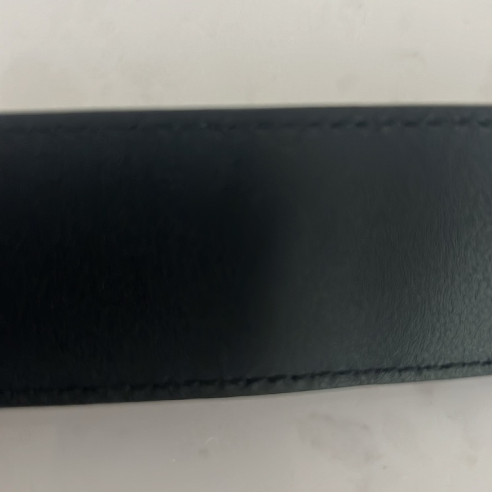 Gucci Black Belt with Gold Buckle - Picture 3 of 7